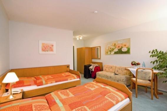 Wehrmann-Blume Hotel Wunstorf Bagian luar foto