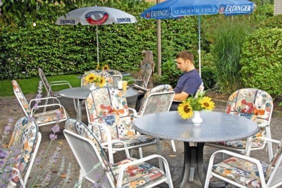 Wehrmann-Blume Hotel Wunstorf Bagian luar foto
